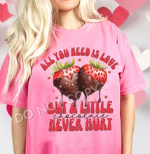 Load image into Gallery viewer, Amber’s Valentine TEE party❤️