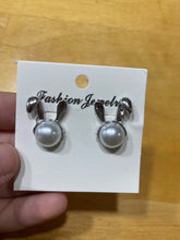 Load image into Gallery viewer, Easter in stock sale items