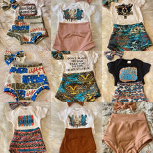 Load image into Gallery viewer, Bummie/bow sets