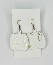 Load image into Gallery viewer, Genuine leather pumpkin pre-order