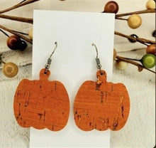 Load image into Gallery viewer, Genuine leather pumpkin earrings (in stock)