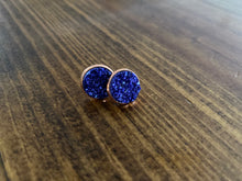 Load image into Gallery viewer, Druzy studs