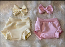 Load image into Gallery viewer, Bummie/bow sets