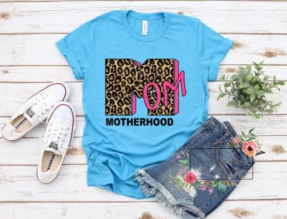 MOM motherhood tee