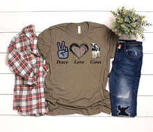 Load image into Gallery viewer, Peace love tees
