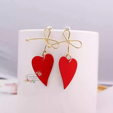 Load image into Gallery viewer, Dangle earrings multiple designs
