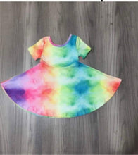 Load image into Gallery viewer, Tie Dye Twirl
