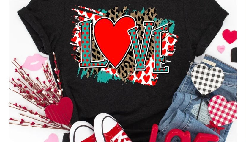 Love heart tee