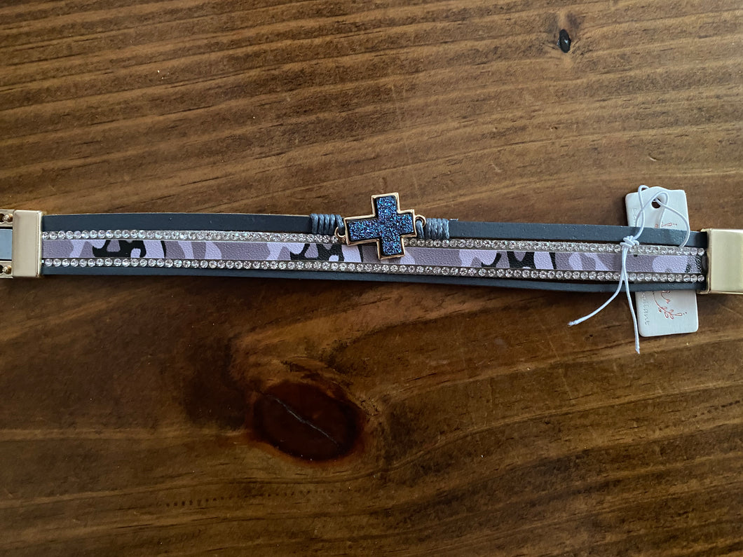 Cross magnetic clasp bracelet