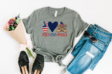 Load image into Gallery viewer, Peace love tees
