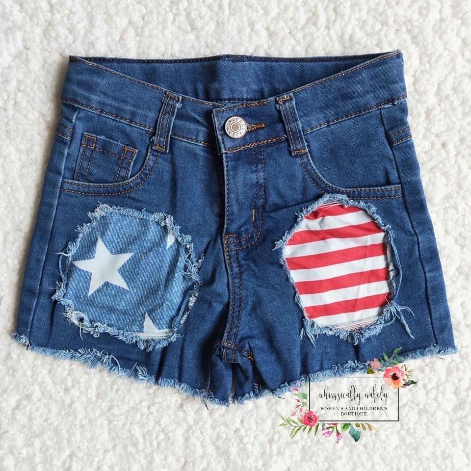 Distressed Patriotic shorts  4T