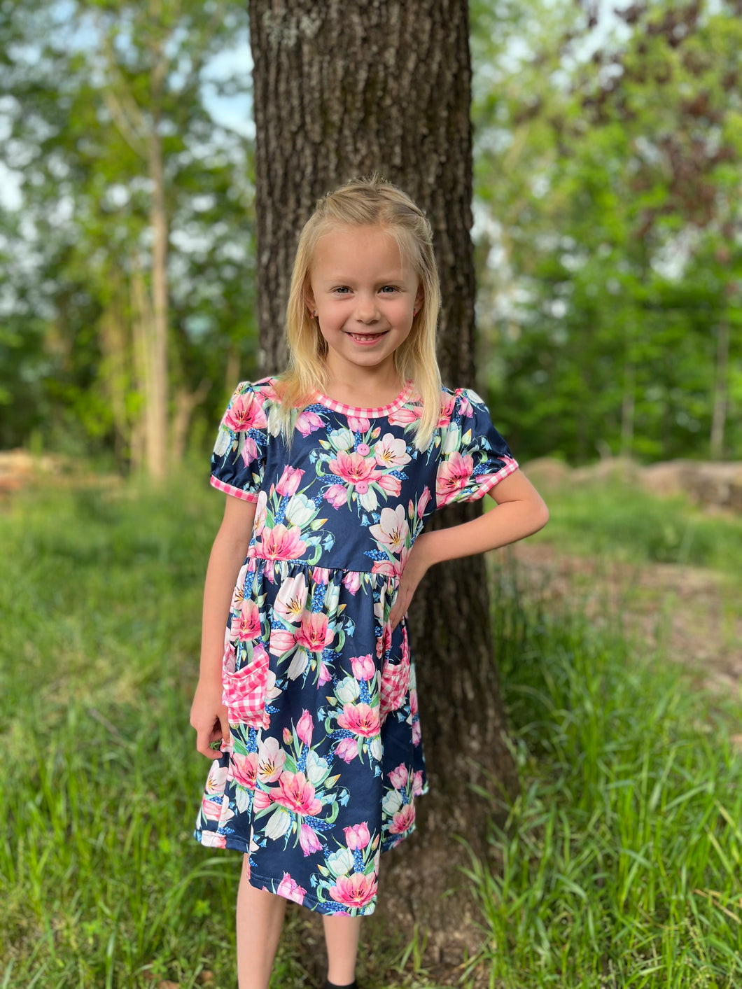 Navy floral pocket dress