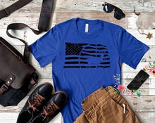 Load image into Gallery viewer, Men’s hunting tees
