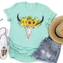 Load image into Gallery viewer, Diane’s tee party! 🎉
