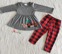 Load image into Gallery viewer, Children’s fall &amp; winter clothing
